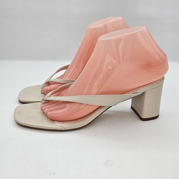 Steve Madden Dodie Sandals in Bone Leather Made In Brazil Size 8.5 - Picture 4 of 12